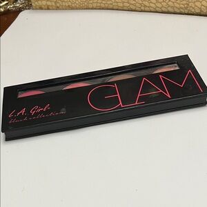 LA Girl Glam Blush Palette - Pink and Peach